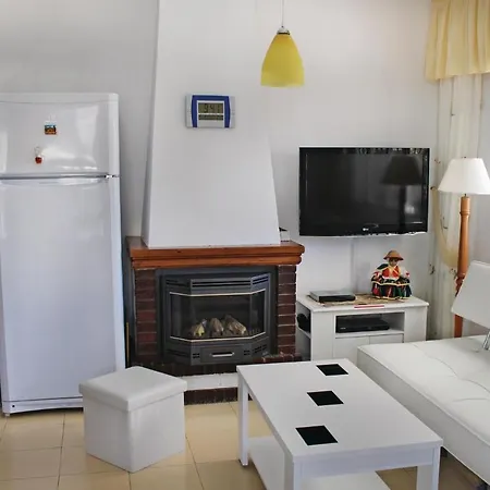 3 Bedroom Lovely In *